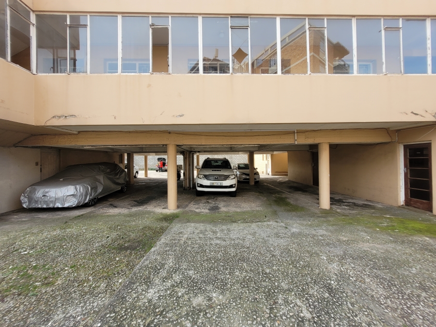 2 Bedroom Property for Sale in Port Elizabeth Central Eastern Cape